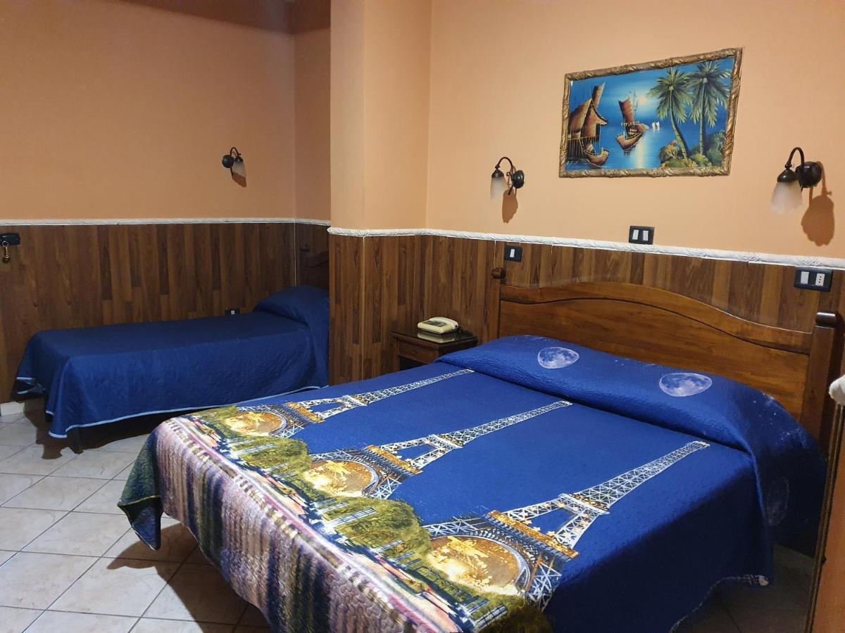 Hotel Caribe Casalnuovo Di Napoli Dış mekan fotoğraf