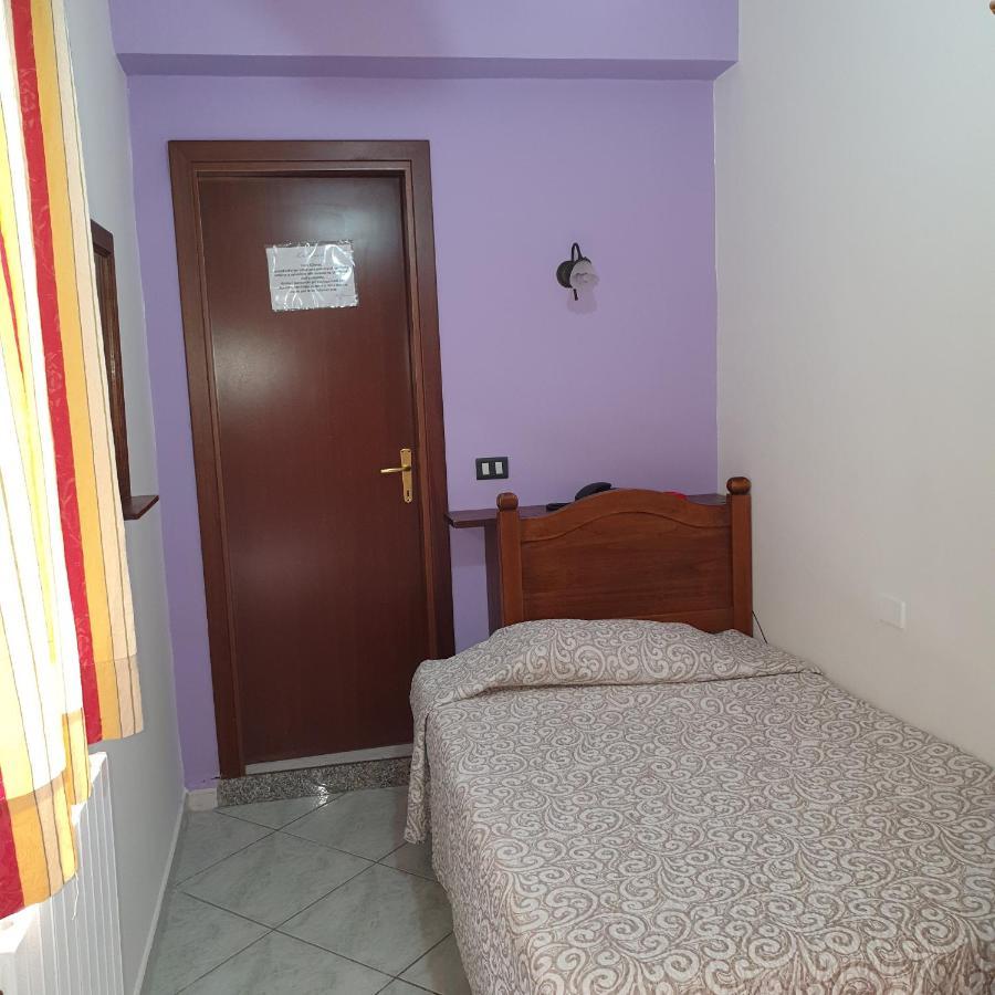 Hotel Caribe Casalnuovo Di Napoli Dış mekan fotoğraf