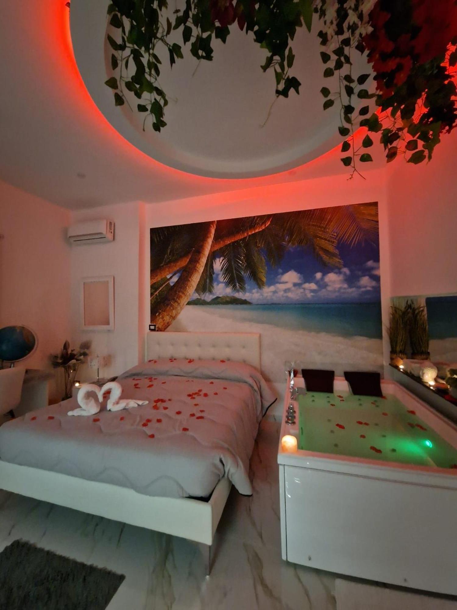 Hotel Caribe Casalnuovo Di Napoli Dış mekan fotoğraf